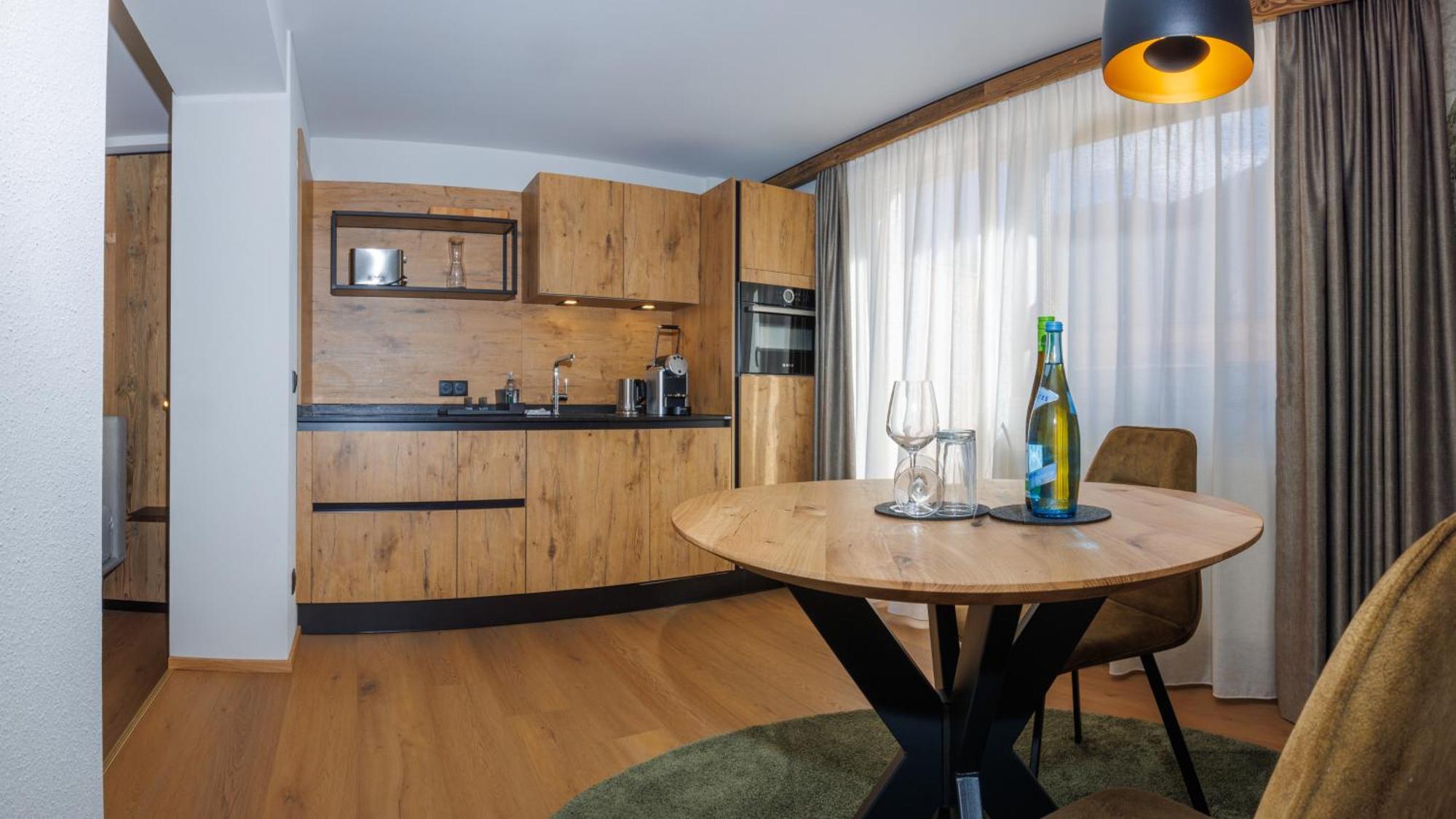 Resort Schrofenblick Майрхофен Номер фото